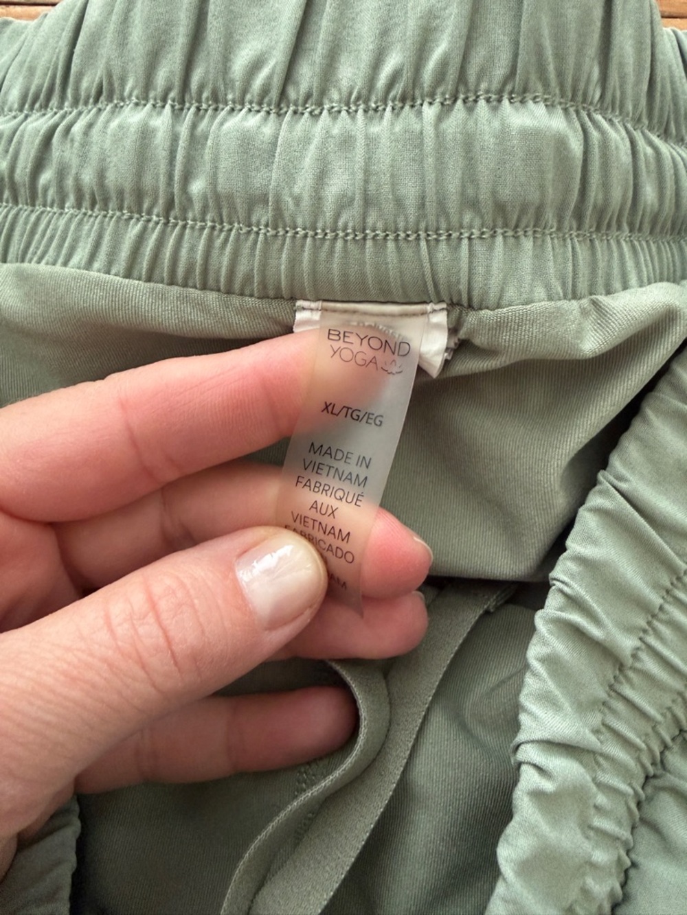 Beyond Yoga In Stride Lined Shorts Size XL Grey Sage Activewear Gym Athletic - Picture 6 of 12